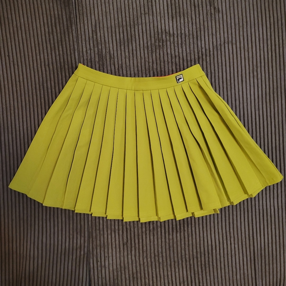 Fila X Urban Outfitters [Small] Pleated Tennis Skirt